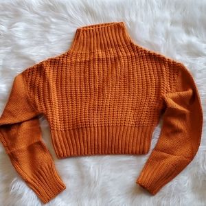 Crop top sweater